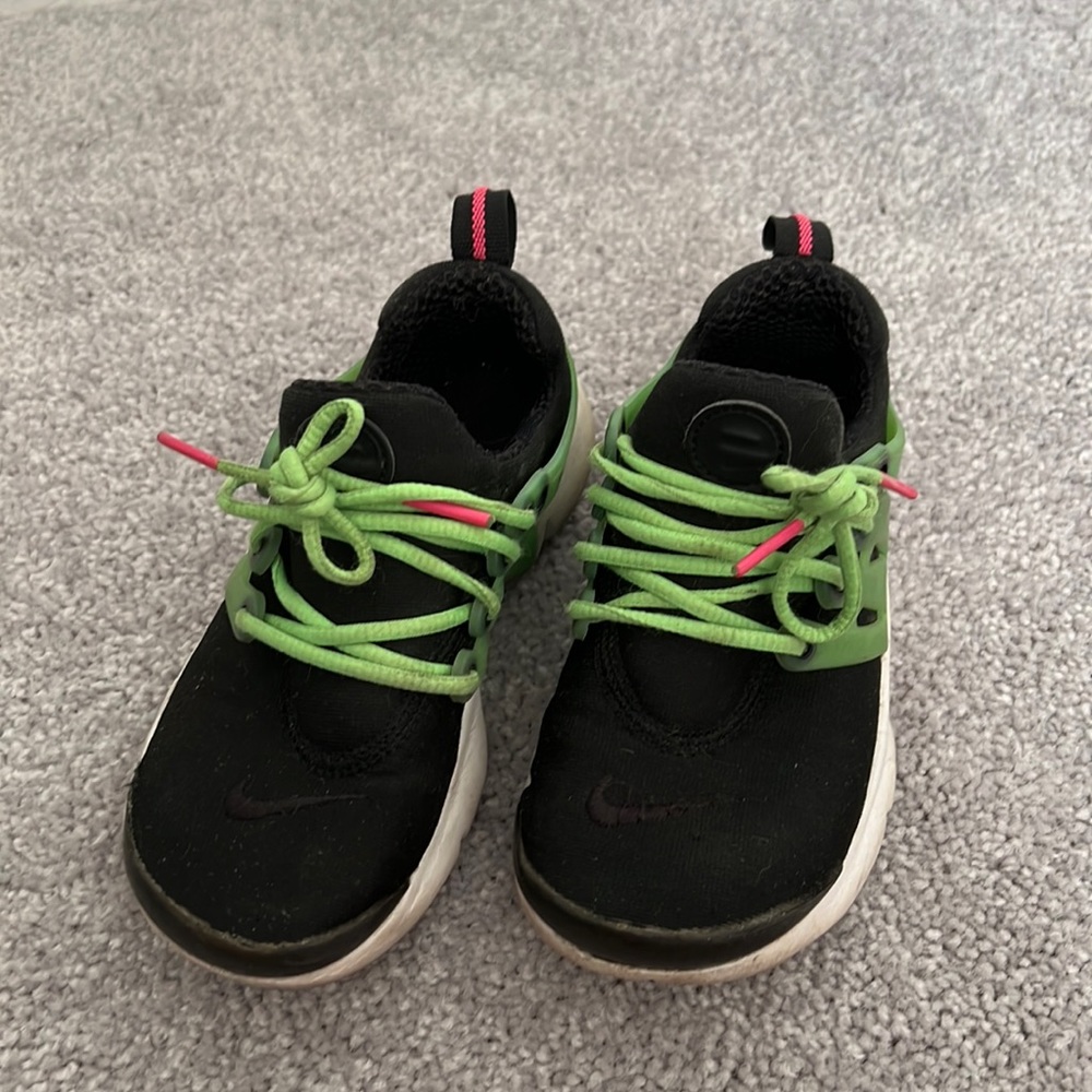 Nike Presto Neon Green / Pink Sneakers